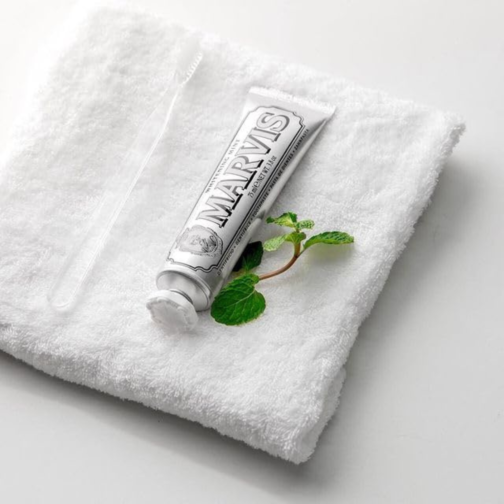 Marvis Whitening Mint Toothpaste – Italian-Made Refreshing Clean - Image 7