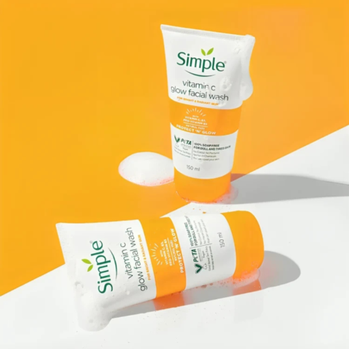 Simple Protect 'n' Glow Express Glow Clay Polish 150ml | Gentle Face Exfoliating Gel - Image 2